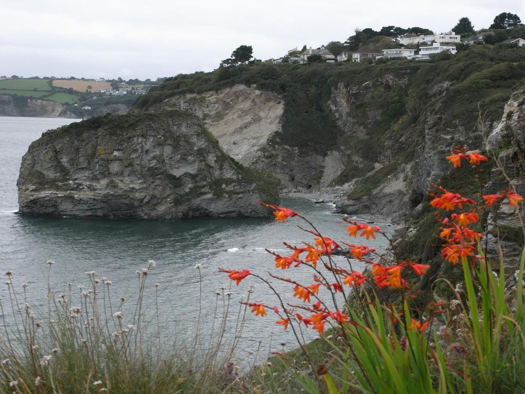 Cliff Head Hotel Bucht Bucht Carlyon Bay Exterior foto