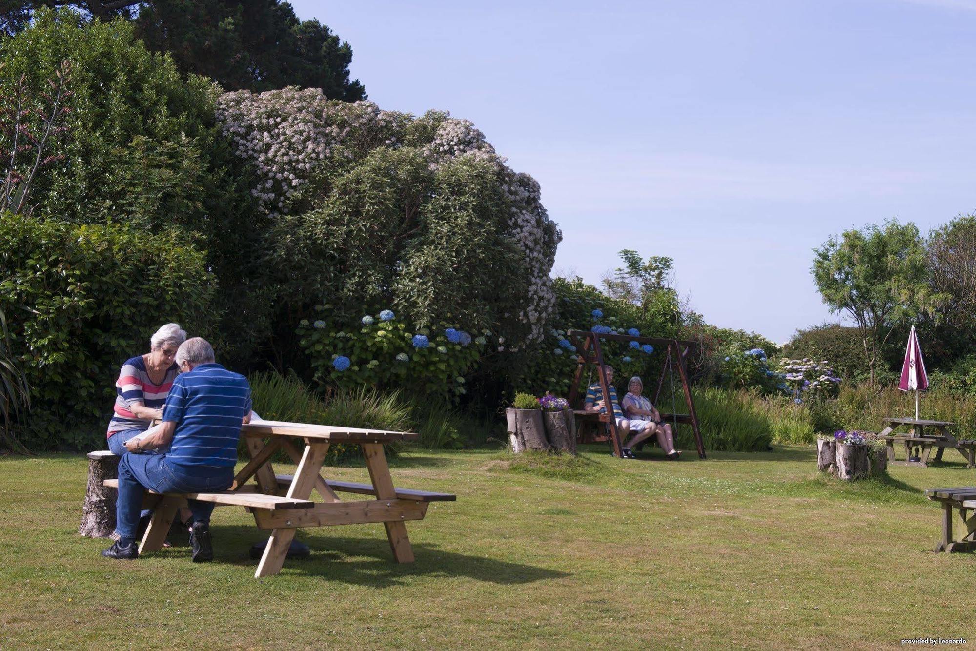 Cliff Head Hotel Bucht Bucht Carlyon Bay Exterior foto